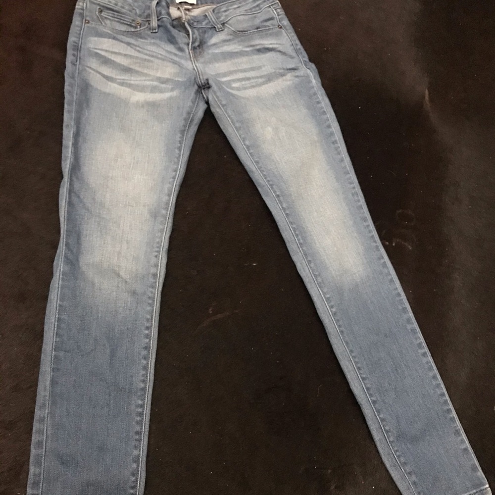 Levi’s Light-wash Denim Slim Skinny Jeans